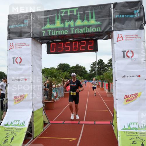 15.06.2025 - 7 Türme Triathlon Michael Strokosch http://msf.ph/oto/7971220 15.06.2025 13:58:22 Ziel 851, 973, 1045 meine-sportfotos.de