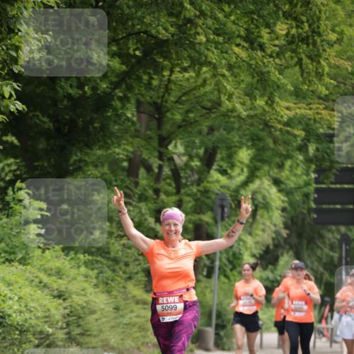 15.06.2025 - REWE Women's Run Jannik Wohlers http://msf.ph/oto/7971221 15.06.2025 10:06:22 Laufen 5099 meine-sportfotos.de
