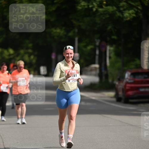 15.06.2025 - REWE Women's Run Dr. Thomas Lammeyer http://msf.ph/oto/7971236 15.06.2025 10:00:31 Laufen 81 meine-sportfotos.de