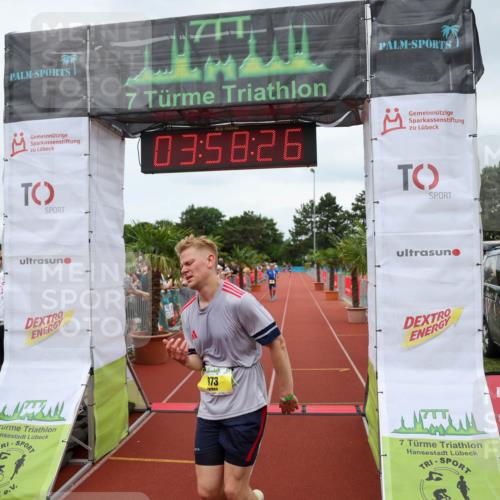 15.06.2025 - 7 Türme Triathlon Michael Strokosch http://msf.ph/oto/7971262 15.06.2025 13:58:25 Ziel 776, 851, 973, 1045 meine-sportfotos.de