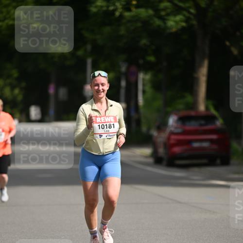 15.06.2025 - REWE Women's Run Dr. Thomas Lammeyer http://msf.ph/oto/7971267 15.06.2025 10:00:32 Laufen 10181 meine-sportfotos.de