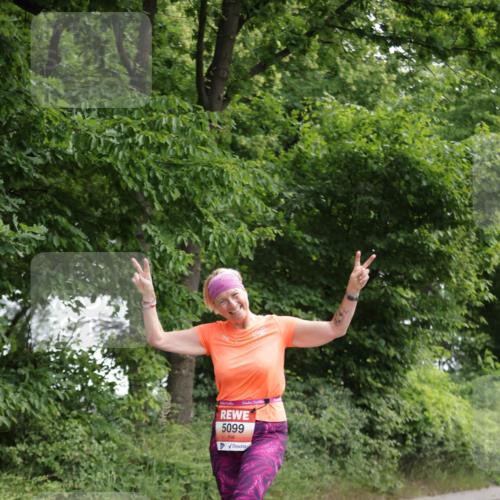 15.06.2025 - REWE Women's Run Jannik Wohlers http://msf.ph/oto/7971306 15.06.2025 10:06:26 Laufen 5099 meine-sportfotos.de