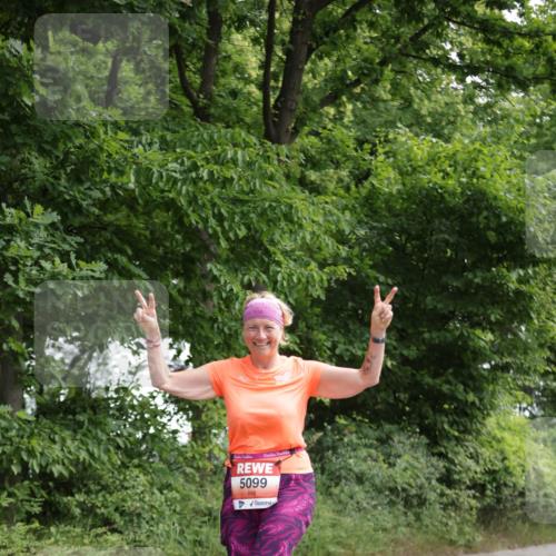 15.06.2025 - REWE Women's Run Jannik Wohlers http://msf.ph/oto/7971319 15.06.2025 10:06:26 Laufen 5099 meine-sportfotos.de