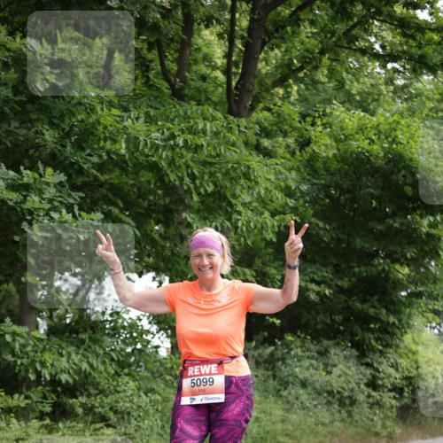 15.06.2025 - REWE Women's Run Jannik Wohlers http://msf.ph/oto/7971327 15.06.2025 10:06:26 Laufen 5099 meine-sportfotos.de