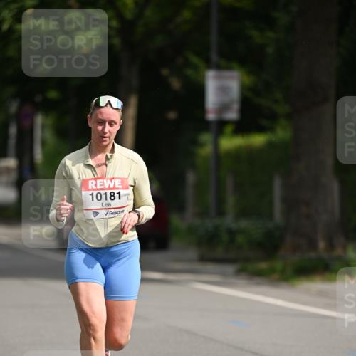 15.06.2025 - REWE Women's Run Dr. Thomas Lammeyer http://msf.ph/oto/7971333 15.06.2025 10:00:33 Laufen 10181 meine-sportfotos.de