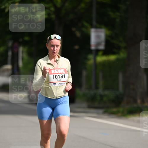 15.06.2025 - REWE Women's Run Dr. Thomas Lammeyer http://msf.ph/oto/7971337 15.06.2025 10:00:34 Laufen 10181 meine-sportfotos.de