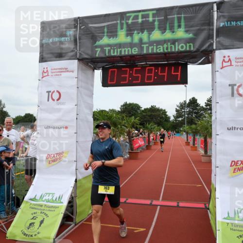 15.06.2025 - 7 Türme Triathlon Michael Strokosch http://msf.ph/oto/7971346 15.06.2025 13:58:44 Ziel 414, 763, 805 meine-sportfotos.de