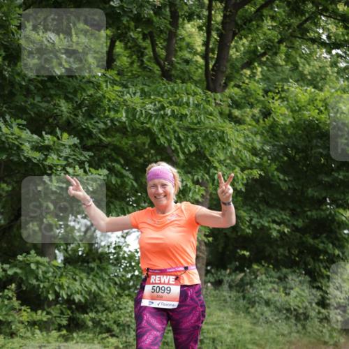 15.06.2025 - REWE Women's Run Jannik Wohlers http://msf.ph/oto/7971347 15.06.2025 10:06:26 Laufen 5099 meine-sportfotos.de