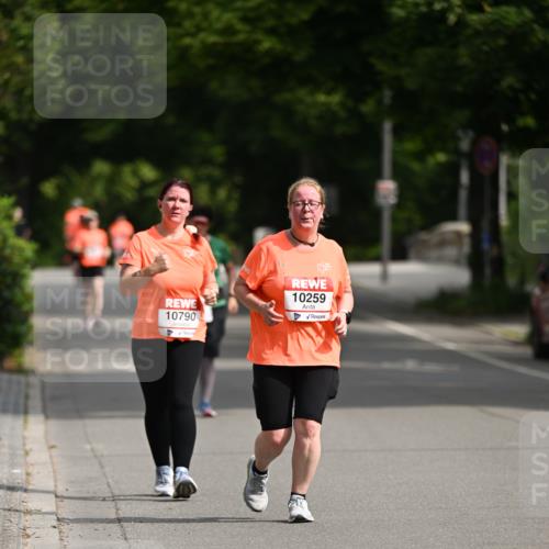 15.06.2025 - REWE Women's Run Dr. Thomas Lammeyer http://msf.ph/oto/7971348 15.06.2025 10:00:36 Laufen 10790, 10259 meine-sportfotos.de