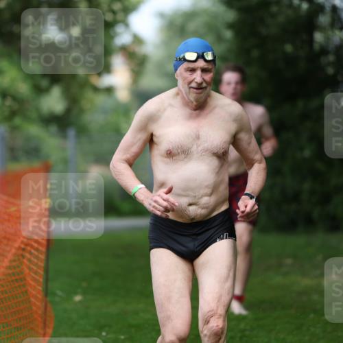 15.06.2025 - 7 Türme Triathlon Michael Strokosch http://msf.ph/oto/7971373 15.06.2025 12:59:45 Schwimmen 191, 892, 1008, 1082, 1088 meine-sportfotos.de