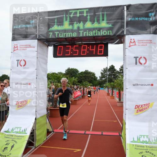 15.06.2025 - 7 Türme Triathlon Michael Strokosch http://msf.ph/oto/7971380 15.06.2025 13:58:48 Ziel 763, 805, 1111 meine-sportfotos.de
