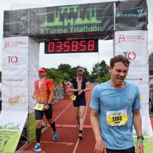 15.06.2025 - 7 Türme Triathlon Michael Strokosch http://msf.ph/oto/7971462 15.06.2025 13:58:57 Ziel 191, 738, 1103, 1111, 1198 meine-sportfotos.de