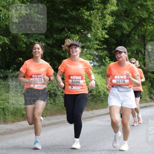 15.06.2025 - REWE Women's Run Jannik Wohlers http://msf.ph/oto/7971484 15.06.2025 10:06:30 Laufen 35, 5086, 5616, 5299 meine-sportfotos.de