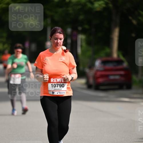 15.06.2025 - REWE Women's Run Dr. Thomas Lammeyer http://msf.ph/oto/7971499 15.06.2025 10:00:40 Laufen 10790 meine-sportfotos.de