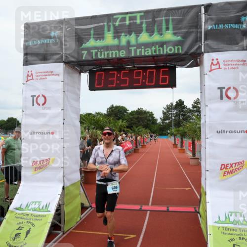 15.06.2025 - 7 Türme Triathlon Michael Strokosch http://msf.ph/oto/7971514 15.06.2025 13:59:06 Ziel 609 meine-sportfotos.de