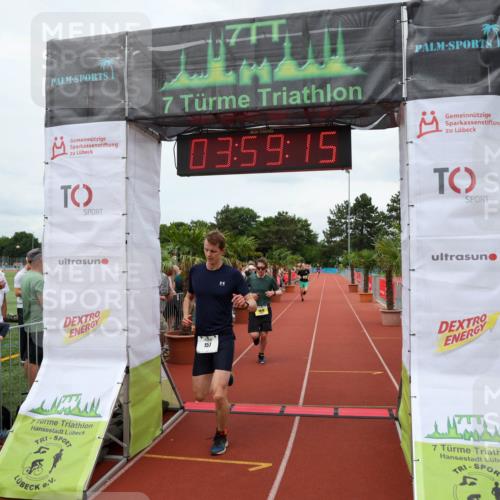 15.06.2025 - 7 Türme Triathlon Michael Strokosch http://msf.ph/oto/7971556 15.06.2025 13:59:15 Ziel 157, 1019, 1167 meine-sportfotos.de