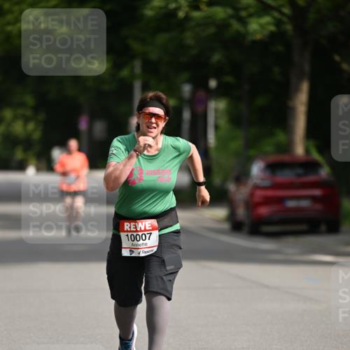 15.06.2025 - REWE Women's Run Dr. Thomas Lammeyer http://msf.ph/oto/7971569 15.06.2025 10:00:46 Laufen 10007 meine-sportfotos.de