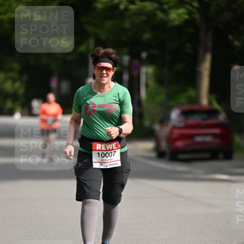 15.06.2025 - REWE Women's Run Dr. Thomas Lammeyer http://msf.ph/oto/7971581 15.06.2025 10:00:46 Laufen 10007 meine-sportfotos.de
