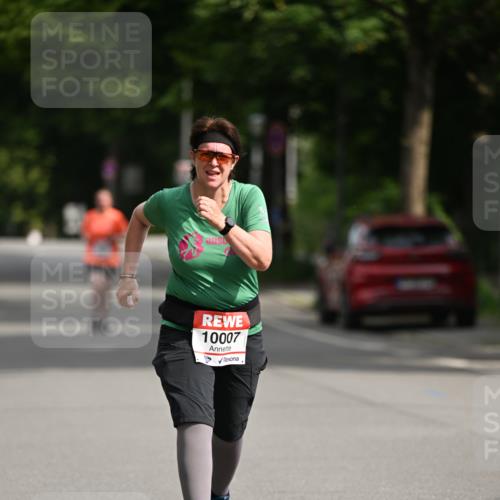15.06.2025 - REWE Women's Run Dr. Thomas Lammeyer http://msf.ph/oto/7971589 15.06.2025 10:00:46 Laufen 10007 meine-sportfotos.de