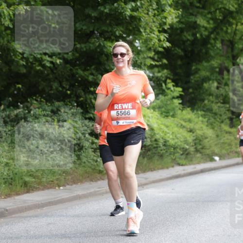 15.06.2025 - REWE Women's Run Jannik Wohlers http://msf.ph/oto/7971591 15.06.2025 10:06:32 Laufen 5566, 5299 meine-sportfotos.de