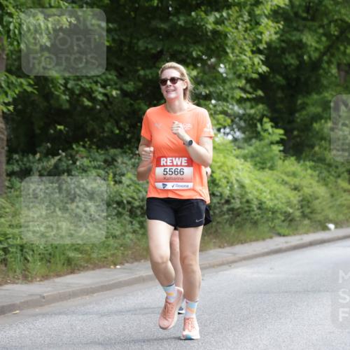 15.06.2025 - REWE Women's Run Jannik Wohlers http://msf.ph/oto/7971620 15.06.2025 10:06:33 Laufen 5566, 5299 meine-sportfotos.de