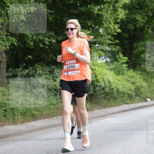 15.06.2025 - REWE Women's Run Jannik Wohlers http://msf.ph/oto/7971627 15.06.2025 10:06:33 Laufen 5566, 5299, 201 meine-sportfotos.de
