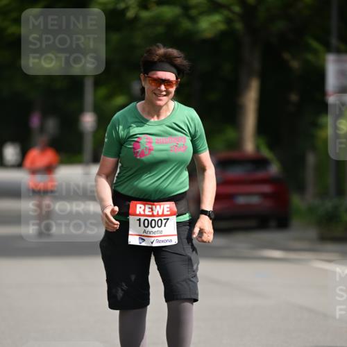 15.06.2025 - REWE Women's Run Dr. Thomas Lammeyer http://msf.ph/oto/7971630 15.06.2025 10:00:47 Laufen 10007 meine-sportfotos.de