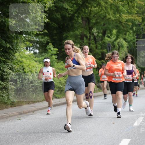 15.06.2025 - REWE Women's Run Jannik Wohlers http://msf.ph/oto/7971683 15.06.2025 10:06:36 Laufen 5128, 56, 5043, 5115, 5302 meine-sportfotos.de