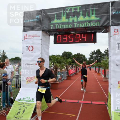 15.06.2025 - 7 Türme Triathlon Michael Strokosch http://msf.ph/oto/7971689 15.06.2025 13:59:41 Ziel 792, 952, 1075 meine-sportfotos.de