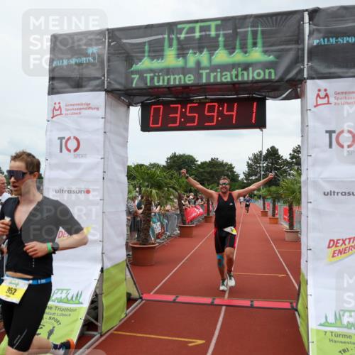 15.06.2025 - 7 Türme Triathlon Michael Strokosch http://msf.ph/oto/7971694 15.06.2025 13:59:41 Ziel 792, 952, 1075 meine-sportfotos.de