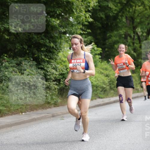 15.06.2025 - REWE Women's Run Jannik Wohlers http://msf.ph/oto/7971728 15.06.2025 10:06:37 Laufen 5682, 5043, 5115, 5302 meine-sportfotos.de