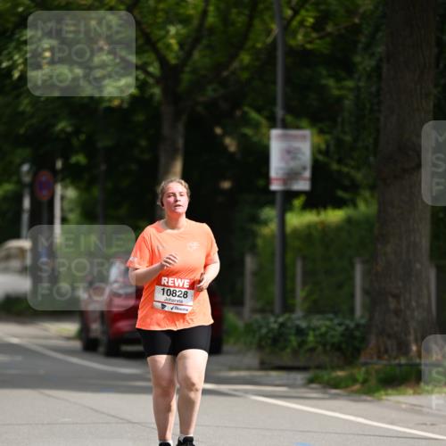 15.06.2025 - REWE Women's Run Dr. Thomas Lammeyer http://msf.ph/oto/7971760 15.06.2025 10:00:58 Laufen 10828 meine-sportfotos.de