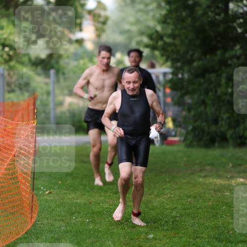 15.06.2025 - 7 Türme Triathlon Michael Strokosch http://msf.ph/oto/7971765 15.06.2025 13:01:16 Schwimmen 702, 759, 785, 847, 972, 1080, 1096, 1192, 1200 meine-sportfotos.de