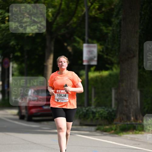 15.06.2025 - REWE Women's Run Dr. Thomas Lammeyer http://msf.ph/oto/7971781 15.06.2025 10:00:59 Laufen 10828 meine-sportfotos.de