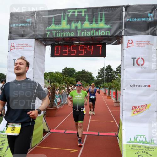 15.06.2025 - 7 Türme Triathlon Michael Strokosch http://msf.ph/oto/7971785 15.06.2025 13:59:46 Ziel 611, 792, 812, 952, 1075, 1193 meine-sportfotos.de