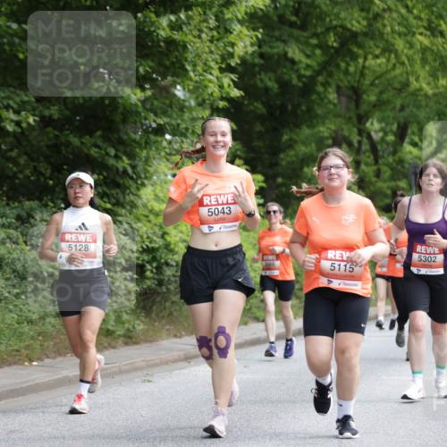 15.06.2025 - REWE Women's Run Jannik Wohlers http://msf.ph/oto/7971790 15.06.2025 10:06:39 Laufen 5128, 5043, 80, 489, 5115, 5302 meine-sportfotos.de