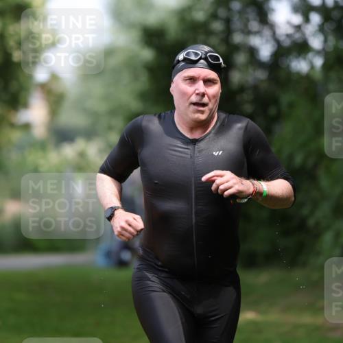 15.06.2025 - 7 Türme Triathlon Michael Strokosch http://msf.ph/oto/7971882 15.06.2025 13:01:44 Schwimmen 834 meine-sportfotos.de