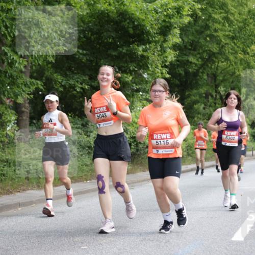 15.06.2025 - REWE Women's Run Jannik Wohlers http://msf.ph/oto/7971895 15.06.2025 10:06:40 Laufen 5128, 5043, 5115, 5302 meine-sportfotos.de
