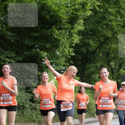 15.06.2025 - REWE Women's Run Jannik Wohlers http://msf.ph/oto/7971988 15.06.2025 10:06:45 Laufen 5151, 5205, 5360, 5295, 5361, 50 meine-sportfotos.de
