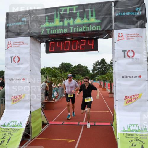 15.06.2025 - 7 Türme Triathlon Michael Strokosch http://msf.ph/oto/7972052 15.06.2025 14:00:23 Ziel 496, 551, 739, 938, 942, 1073 meine-sportfotos.de