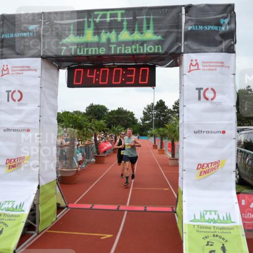 15.06.2025 - 7 Türme Triathlon Michael Strokosch http://msf.ph/oto/7972115 15.06.2025 14:00:30 Ziel 739, 942, 1073, 1132, 1143 meine-sportfotos.de