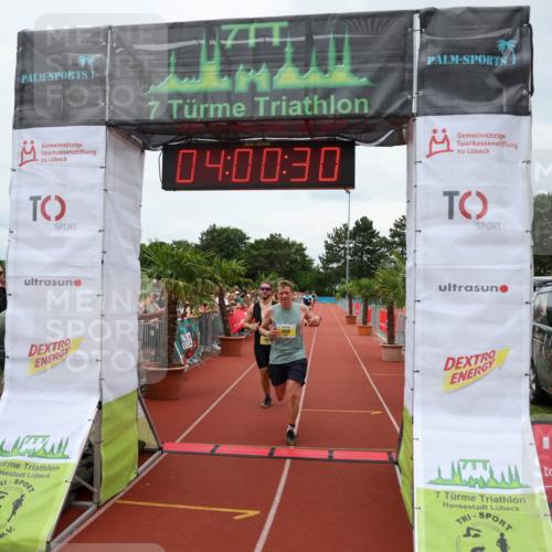 15.06.2025 - 7 Türme Triathlon Michael Strokosch http://msf.ph/oto/7972122 15.06.2025 14:00:30 Ziel 739, 942, 1073, 1132, 1143 meine-sportfotos.de