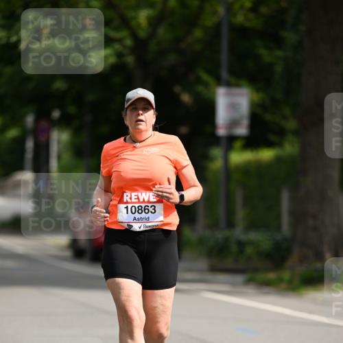 15.06.2025 - REWE Women's Run Dr. Thomas Lammeyer http://msf.ph/oto/7972175 15.06.2025 10:01:25 Laufen 10863 meine-sportfotos.de