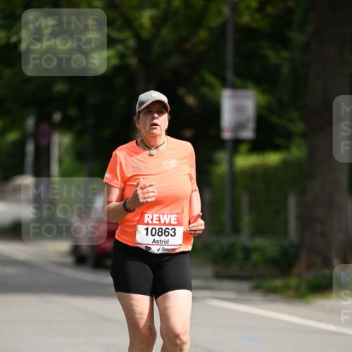 15.06.2025 - REWE Women's Run Dr. Thomas Lammeyer http://msf.ph/oto/7972179 15.06.2025 10:01:26 Laufen 10863 meine-sportfotos.de