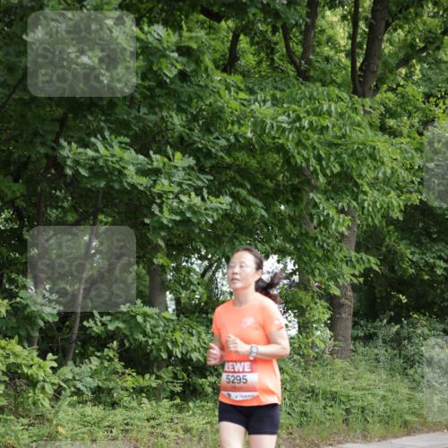 15.06.2025 - REWE Women's Run Jannik Wohlers http://msf.ph/oto/7972198 15.06.2025 10:06:50 Laufen 5295 meine-sportfotos.de