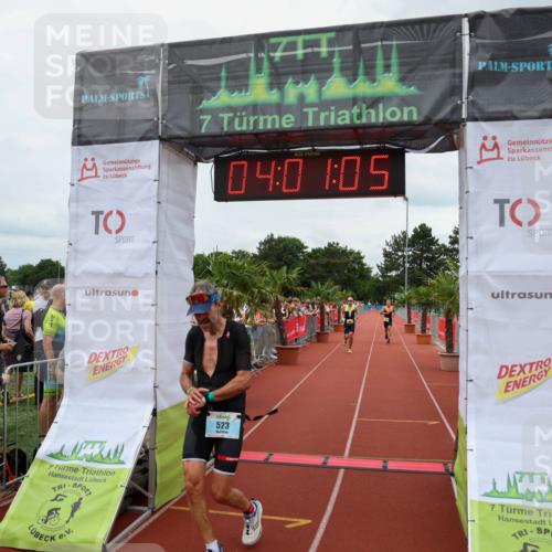 15.06.2025 - 7 Türme Triathlon Michael Strokosch http://msf.ph/oto/7972250 15.06.2025 14:01:05 Ziel 523, 774, 992, 1166 meine-sportfotos.de