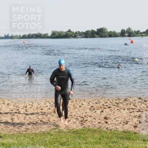 21.06.2025 - 27. Vierlanden-Triathlon MichiJ http://msf.ph/oto/7972283 15.06.2026 08:33:05 Schwimmen 15, 36, 185, 234 meine-sportfotos.de
