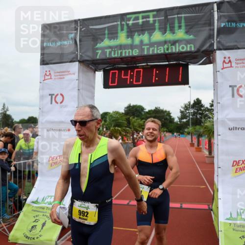 15.06.2025 - 7 Türme Triathlon Michael Strokosch http://msf.ph/oto/7972285 15.06.2025 14:01:11 Ziel 523, 774, 992 meine-sportfotos.de