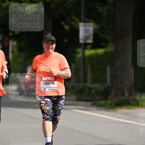 15.06.2025 - REWE Women's Run Dr. Thomas Lammeyer http://msf.ph/oto/7972290 15.06.2025 10:01:35 Laufen 10670 meine-sportfotos.de