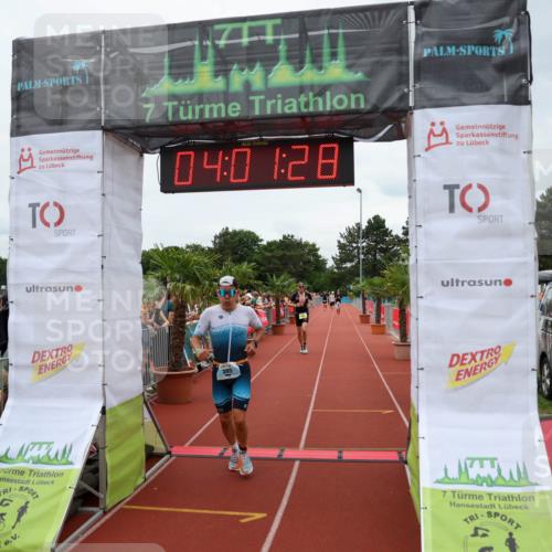 15.06.2025 - 7 Türme Triathlon Michael Strokosch http://msf.ph/oto/7972319 15.06.2025 14:01:28 Ziel 395, 840, 859 meine-sportfotos.de